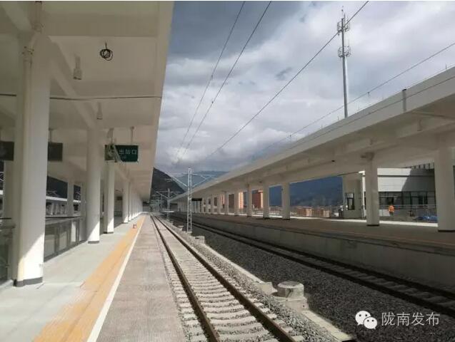 蘭渝鐵路最新進(jìn)展！除胡麻嶺隧道外已全線鋪通