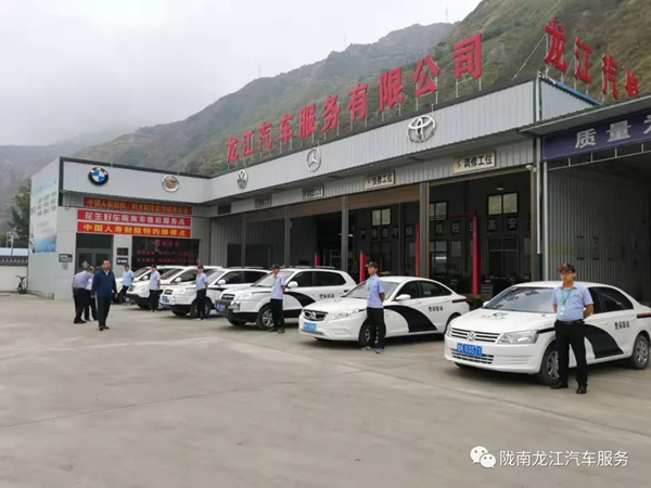 金錘鈑金，銀槍噴漆！龍江汽修值得信賴！