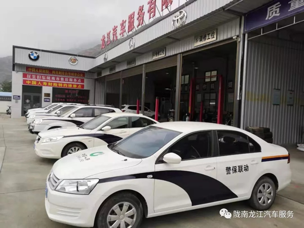 金錘鈑金，銀槍噴漆！龍江汽修值得信賴！