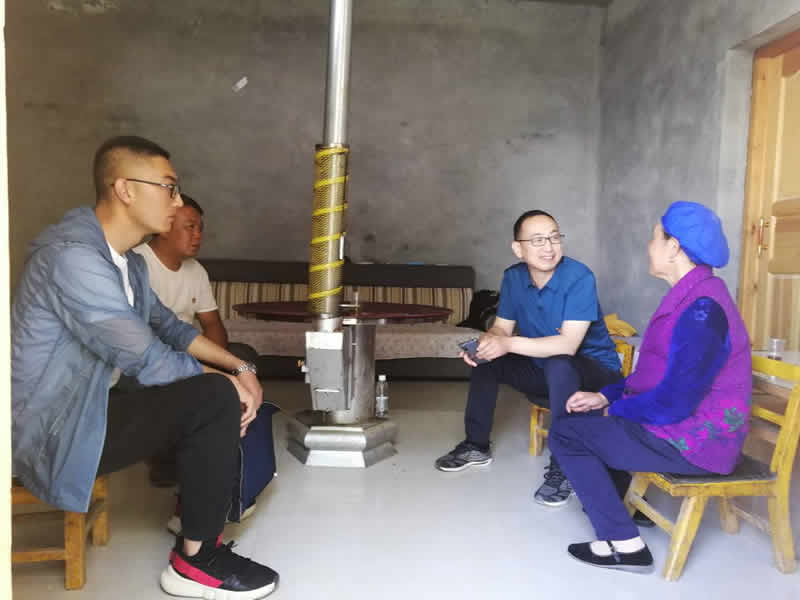 “感黨恩、憶黨史”，--市龍江城鄉(xiāng)發(fā)展集團(tuán)公司開展慶祝建黨99周年主題黨日活動